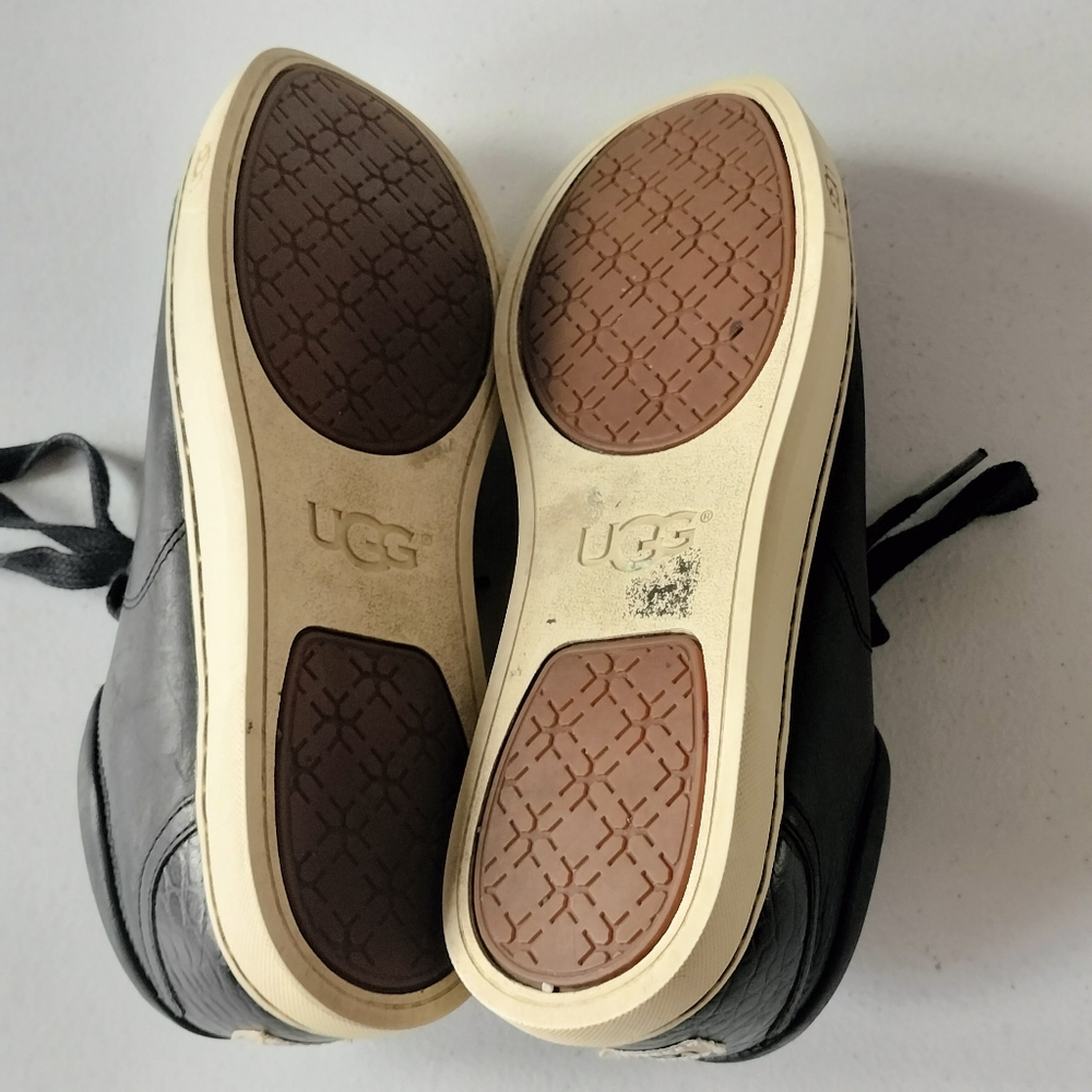 UGG Taya Croco Black Leather Tie Up Sneakers 8 Fur Travel Comfort Sporty - Picture 8 of 9